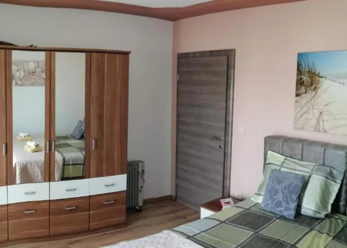 Libe With Sea View - Two Bedroom With Balcony Τρογκίρ