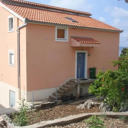 Libe With Sea View - Two Bedroom With Balcony Apartman *