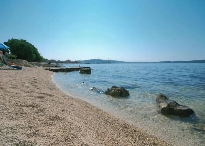 Libe With Sea View - Two Bedroom With Balcony Appartement